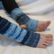 modré ponožky na jógu
