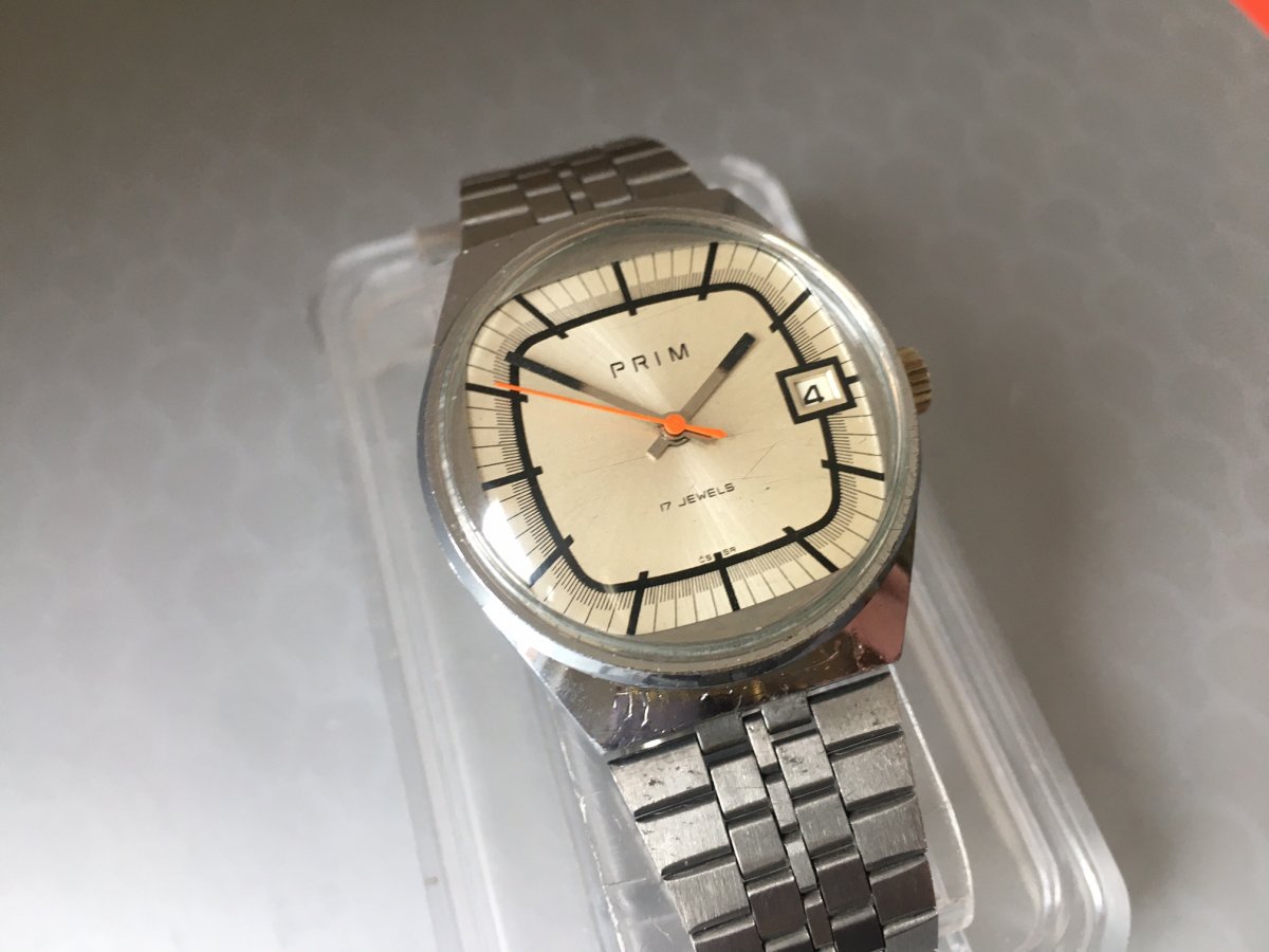 Hodinky Prim 