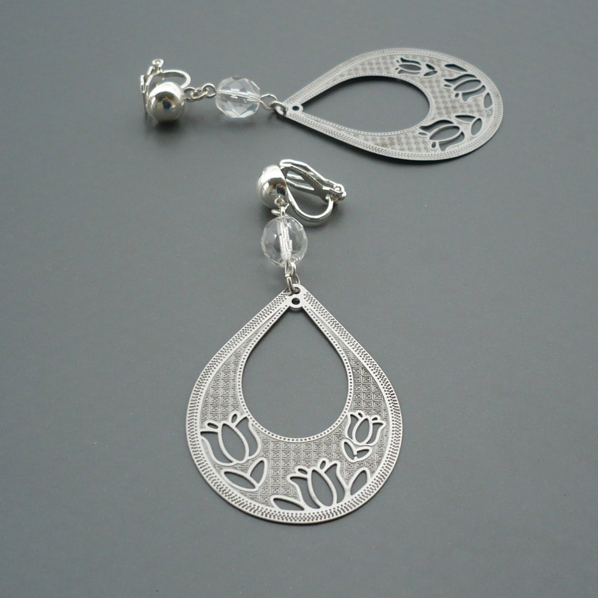 Stříbrné větší kapky - lehoučké klipsy