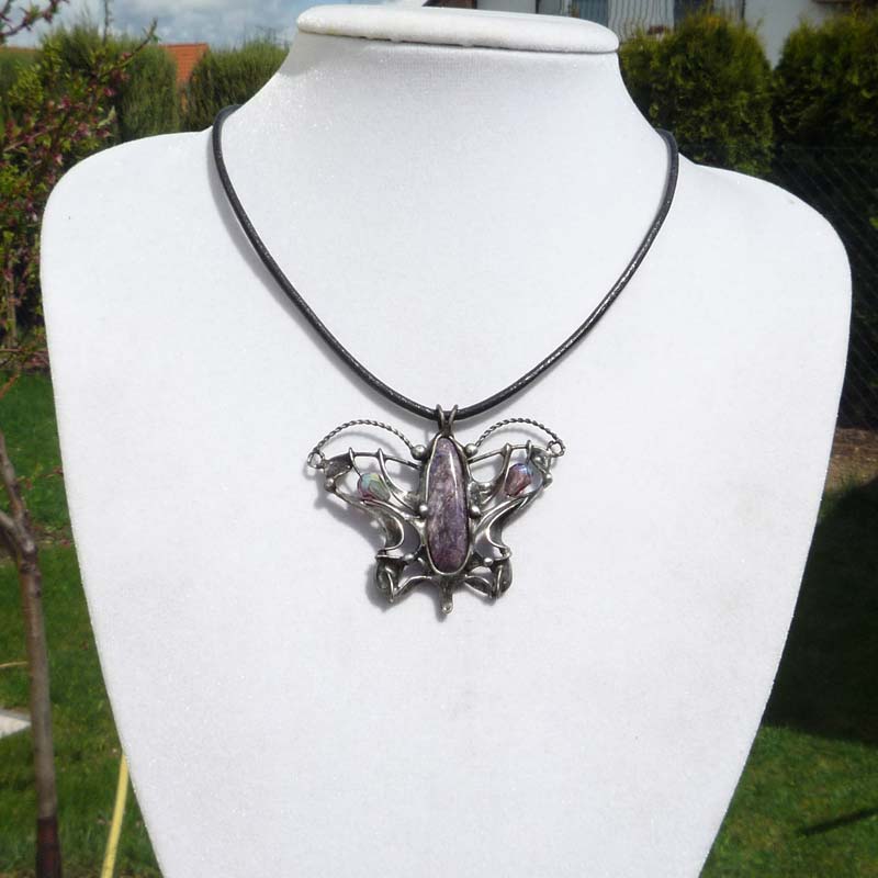 Motýlek........čaroit