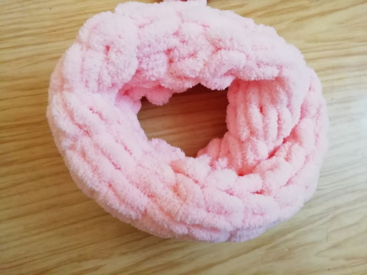 Měkký pletený nákrčník puffy - růžově pudrová