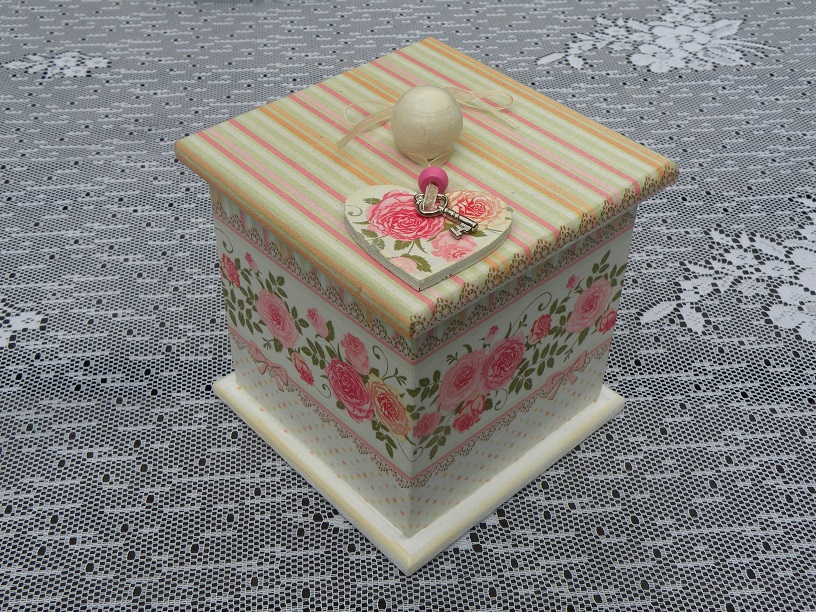 Svatební, dárková, originální krabička s poklopem vintage