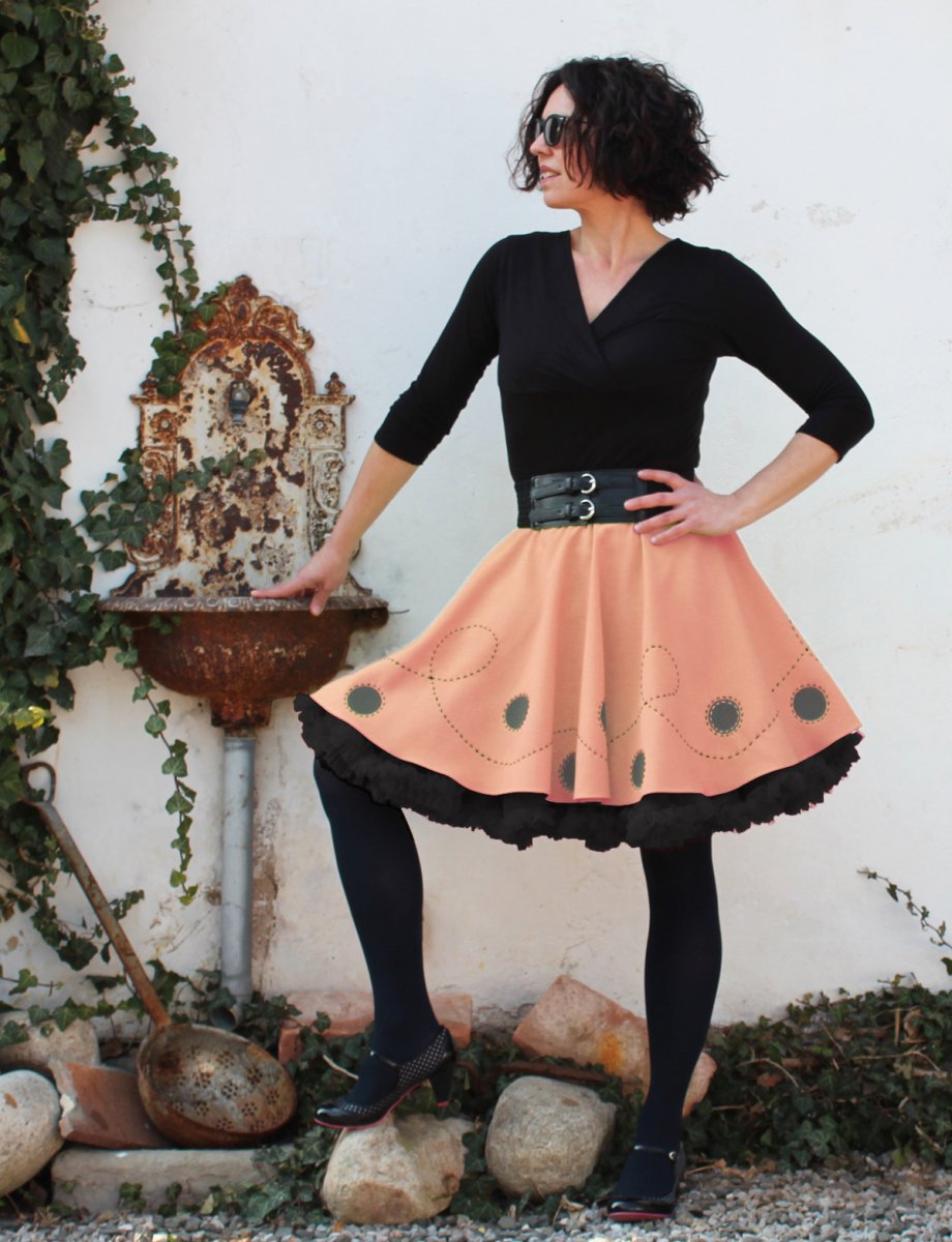 FuFu sukně s puntíky a černou spodničkou