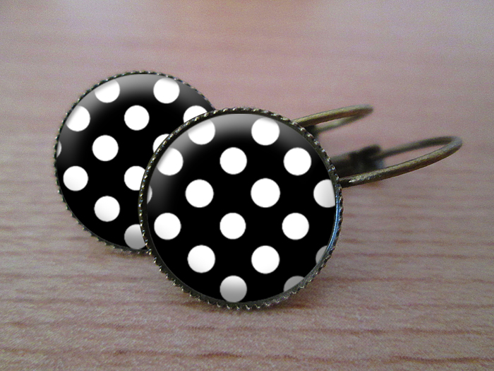 VINTAGE VISACÍ NÁUŠNICE - černé s bílýma puntíkama