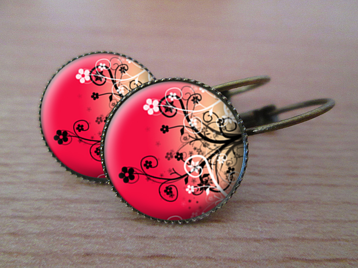 VINTAGE VISACÍ NÁUŠNICE - červená romance