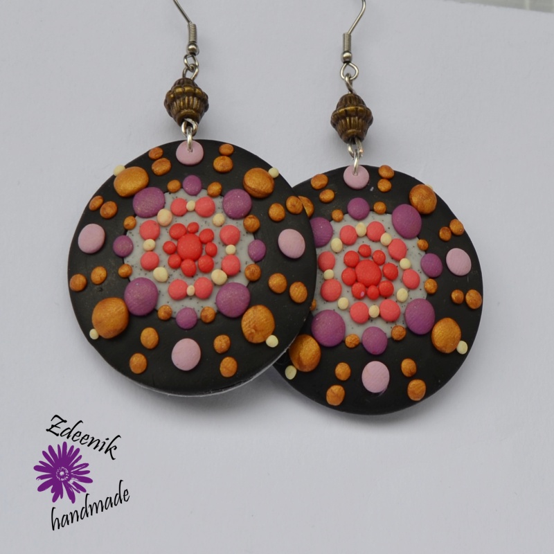 Kombinace zlaté a červené