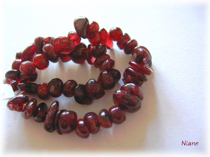 Indický granát (almandin) - náramek