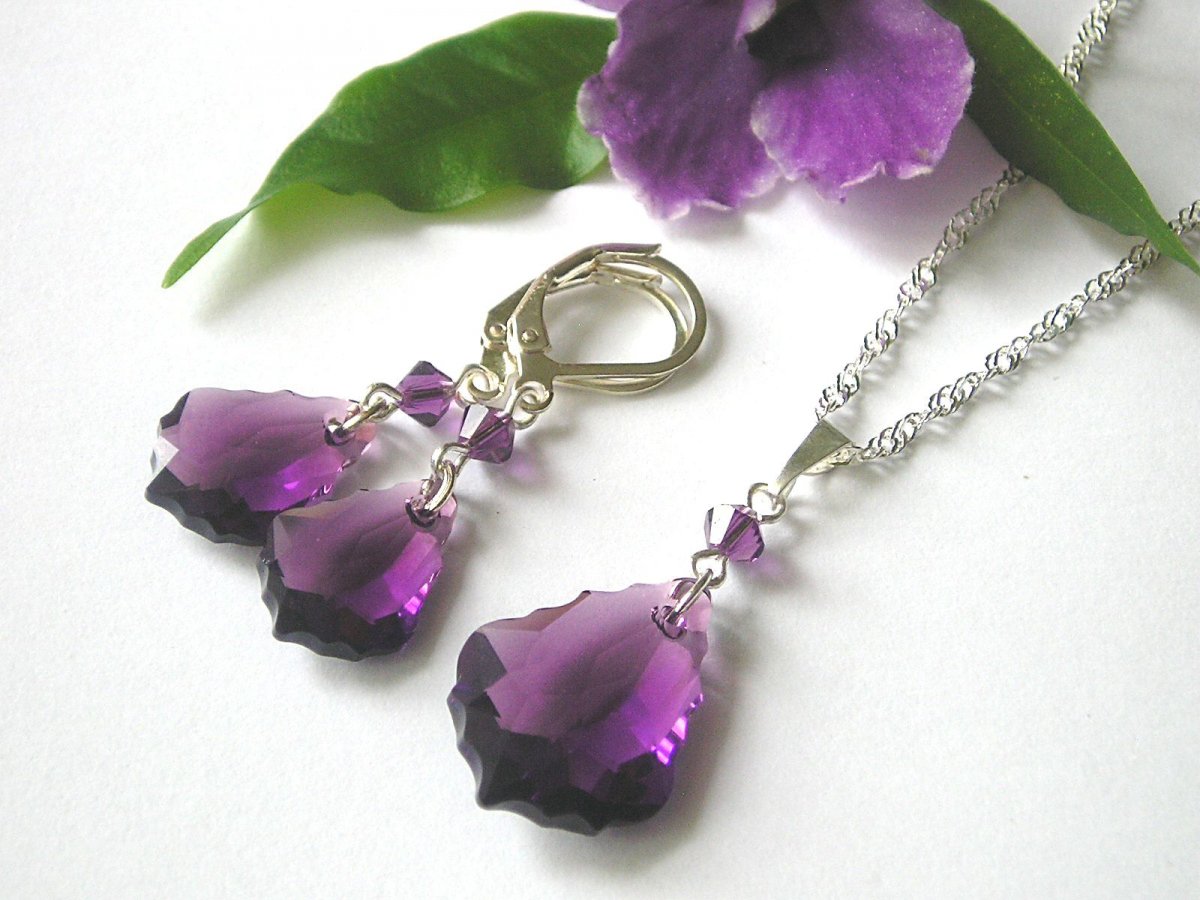 Swarovski Baroko Amethyst ( 16 + 22 mm )