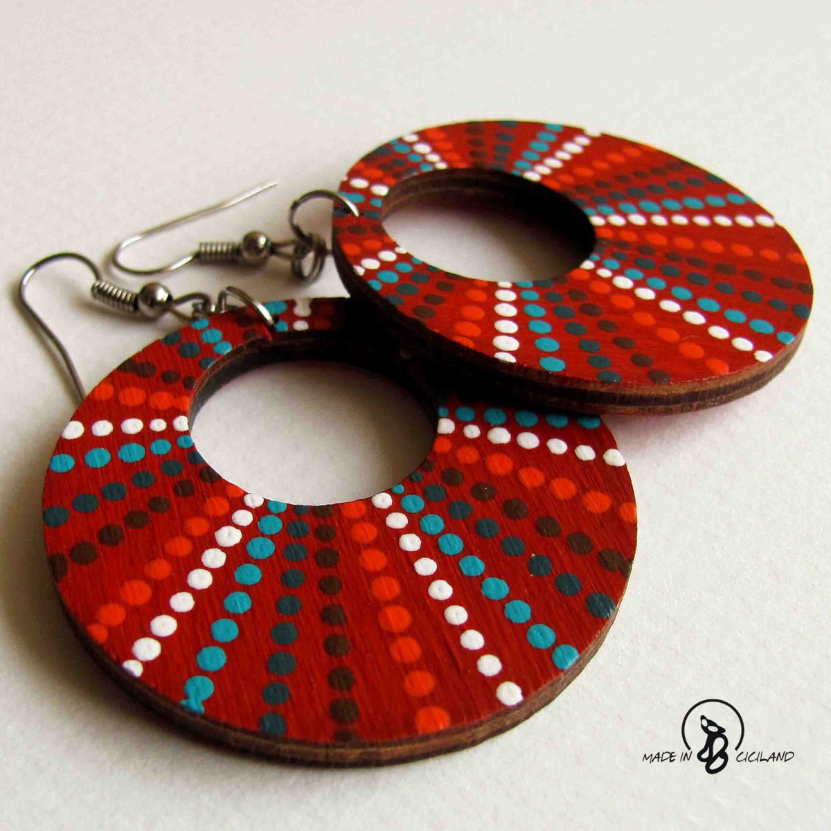 Cihlově rudá putíkatá smršť