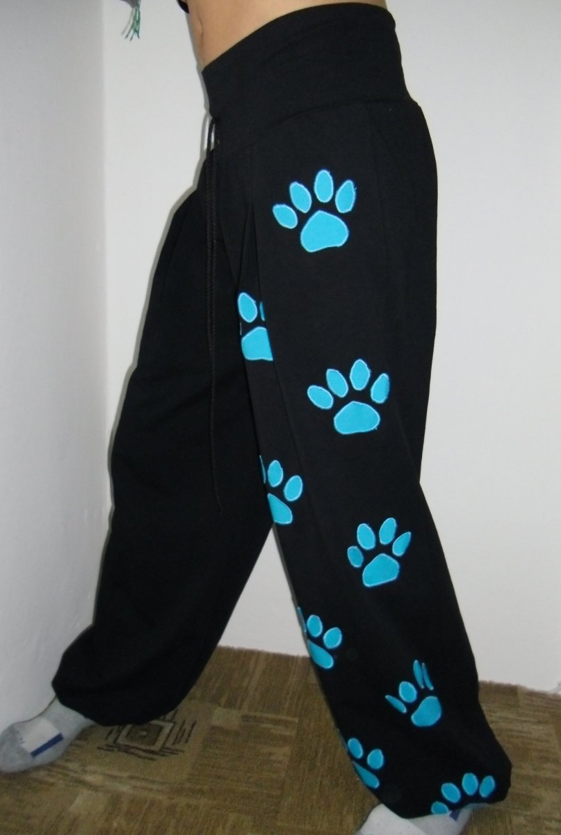 Dancing tepláky černé s tyrkys s tlapkami