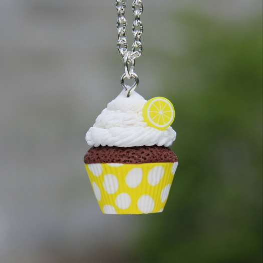 Citronový fimo cupcake