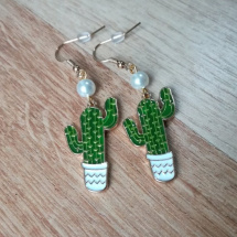 Kaktusy s bílou perlou- náušnice