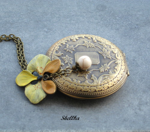 Náhrdelník - medailonek ,,ORCHIDEJ,,4