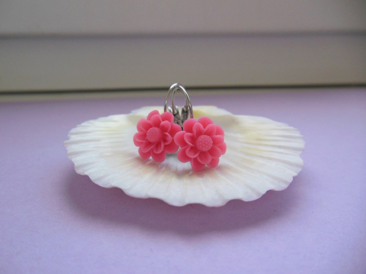 Růžové kytičky (zapínání - chirurg. ocel)