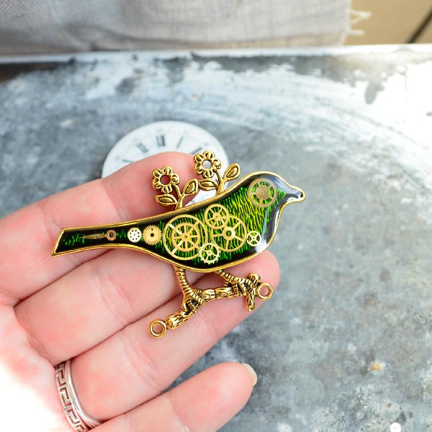 ZELENÝ PTÁČEK, z hodinek, steampunk, BROŽ