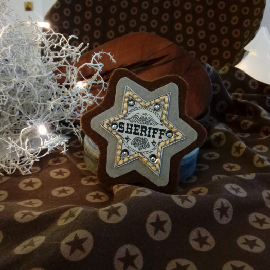 šerifská hvězda, brož