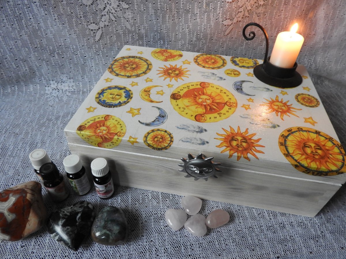 Originální krabice-Slunce a Měsíc