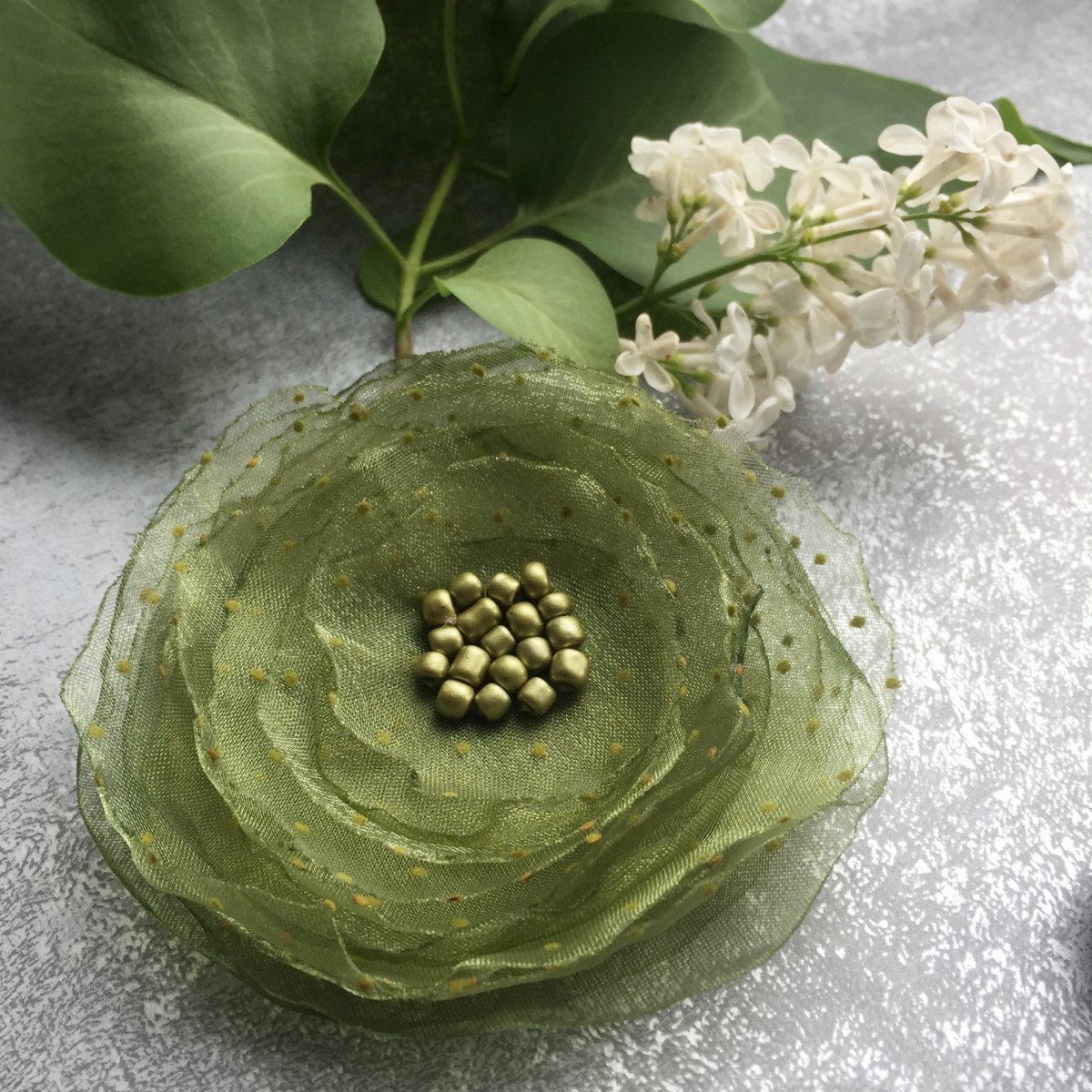 Brož Zelená puntíkatá