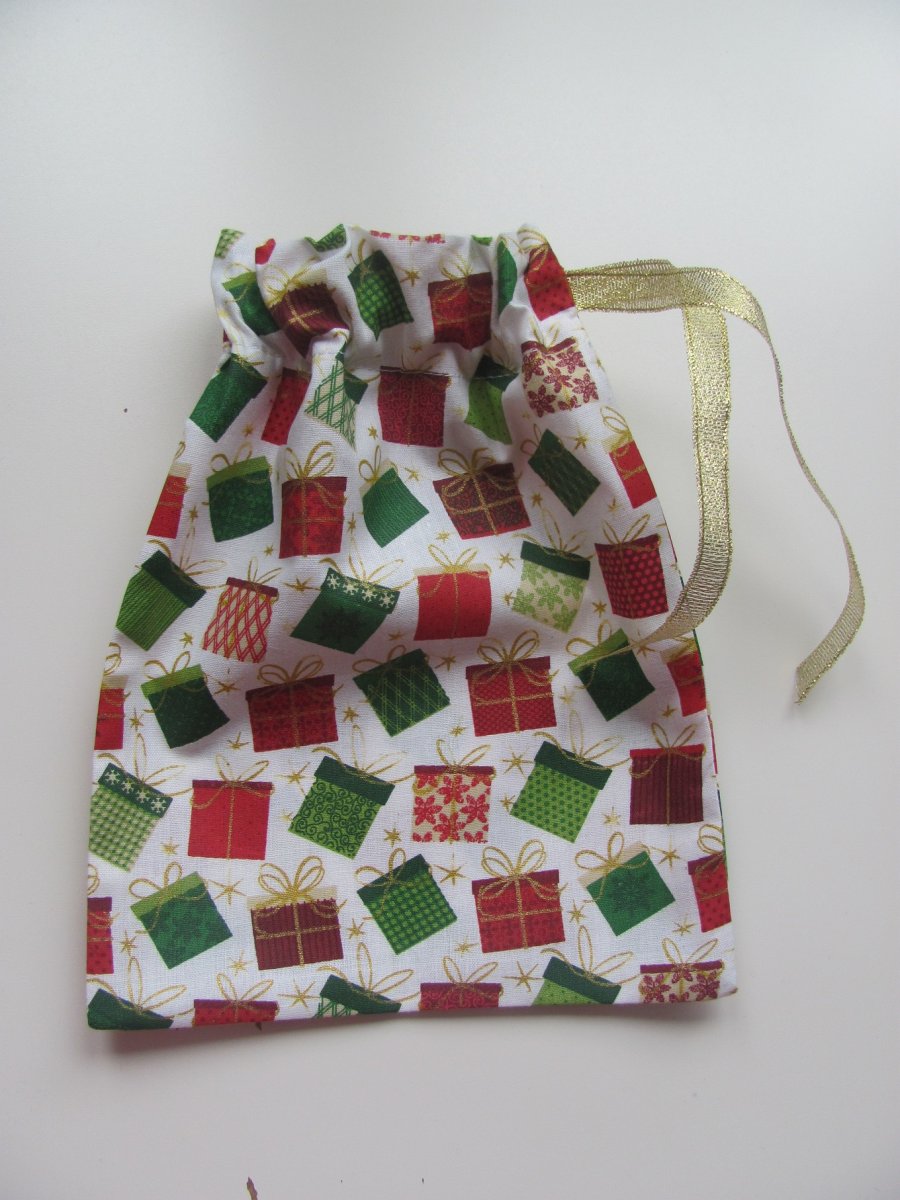 Vánoční pytlíček větší - dáreček