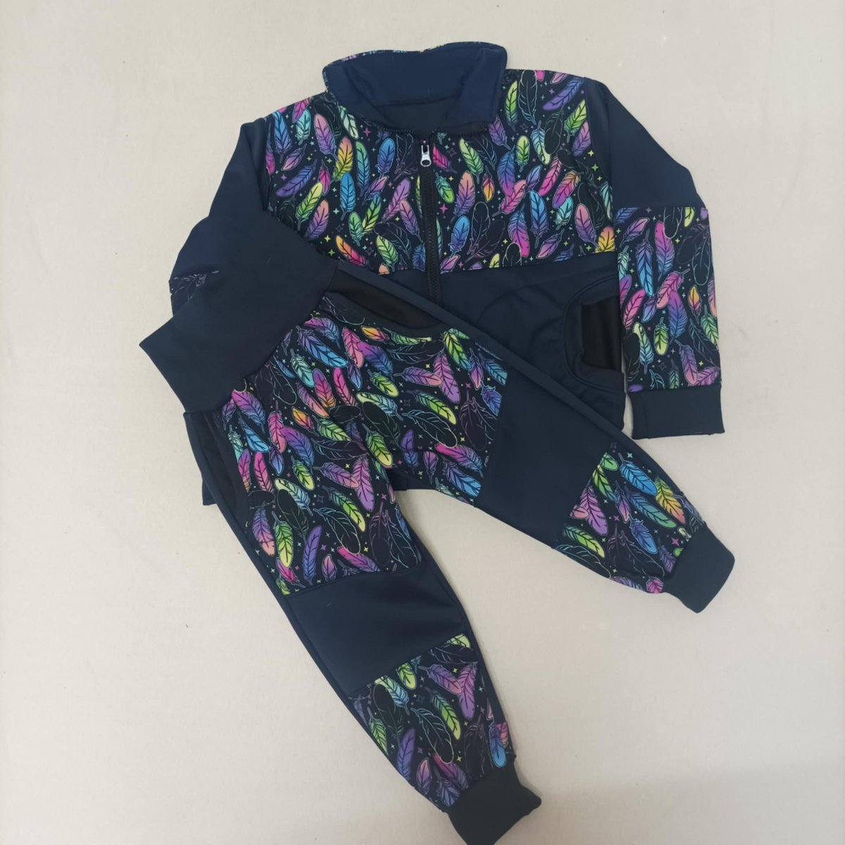 Softshellová souprava, velikost 92