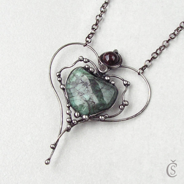 Příslib - Smaragd, Granát