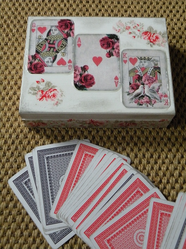 Dámská krabička na žolíkové karty1