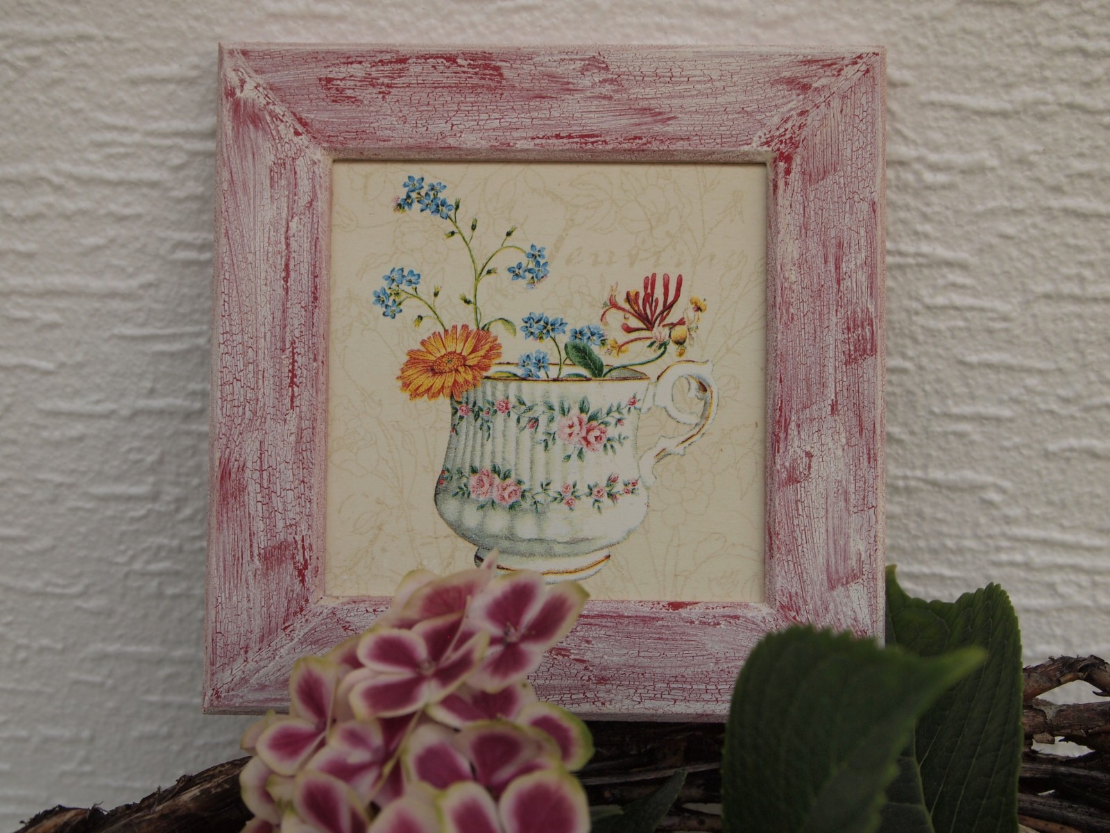 hrníček se zimolezem