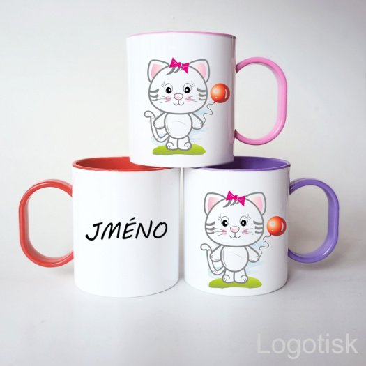 Plastový hrníček pro děti KOČIČKA se jménem