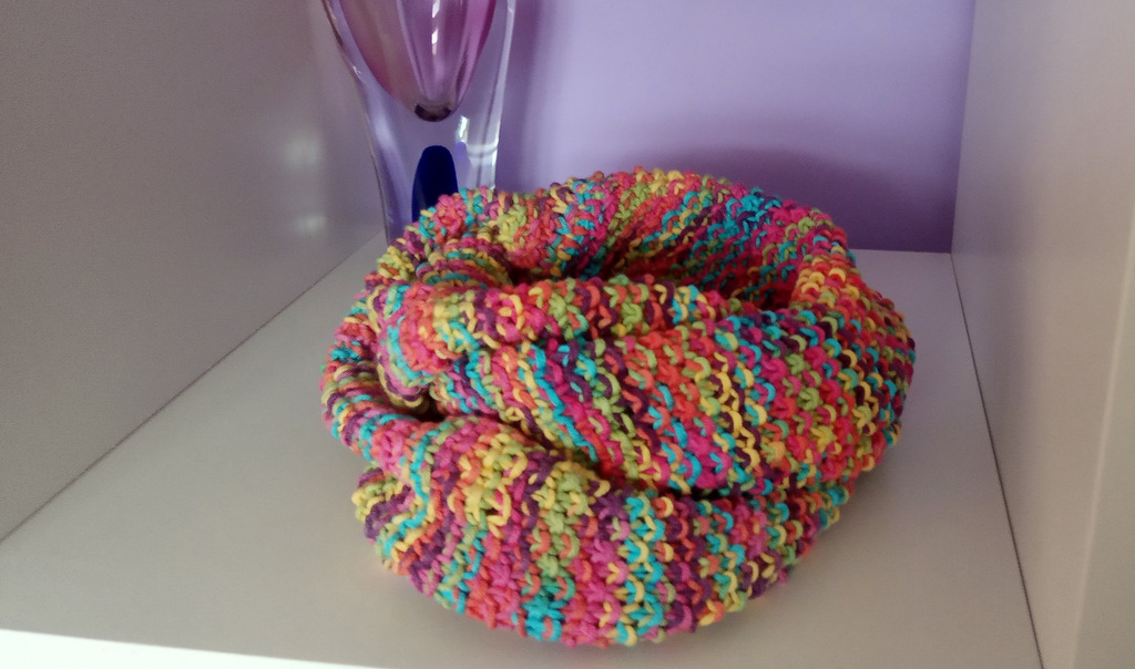 Nákrčník  "Pestrobarevné kvítí"