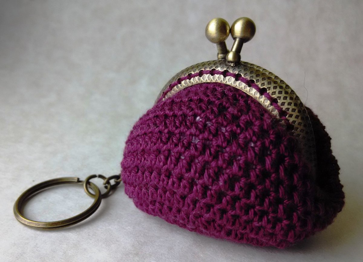 Peněženka s kovovým rámečkem MIDI I - ostružinová