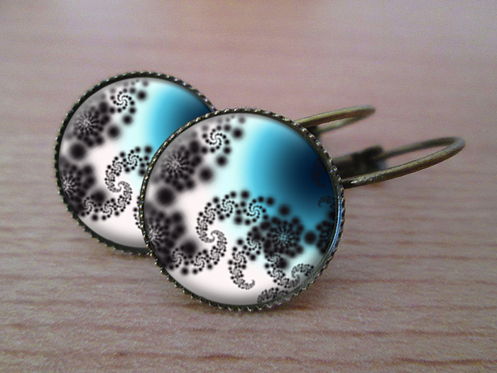 VINTAGE VISACÍ NÁUŠNICE - Dlouhá cesta