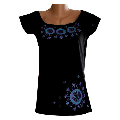 Černé dámské tričko vel. 40