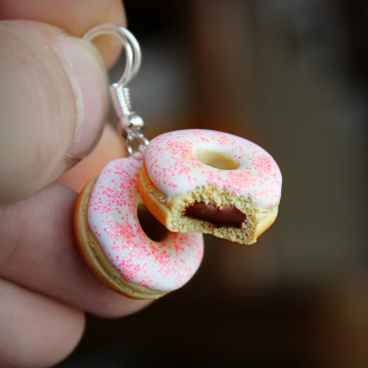 Donuty dorůžová s čoko náplní