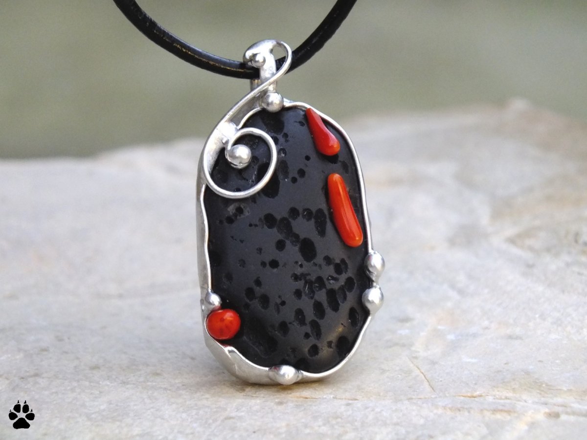 Peklíčko - láva,korál 