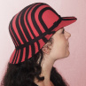 Dámský plstěný klobouk červeno-černý