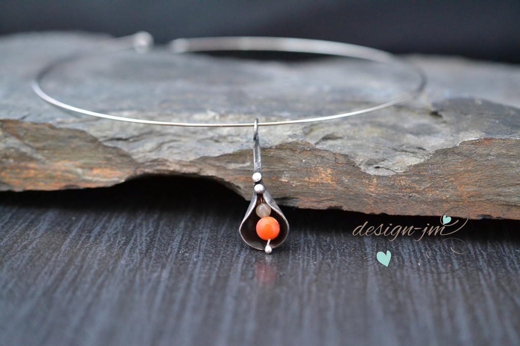 Zantedeschia - náhrdelník