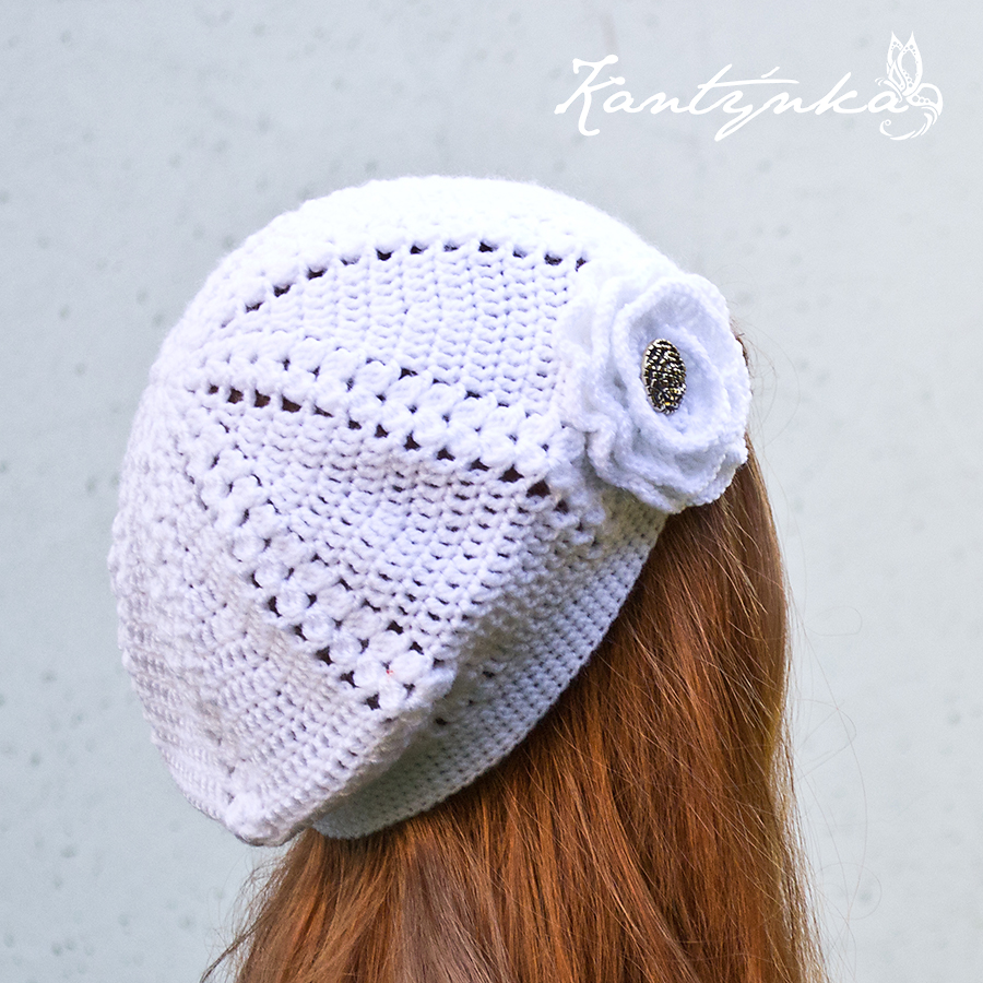 Dámský baret s květem