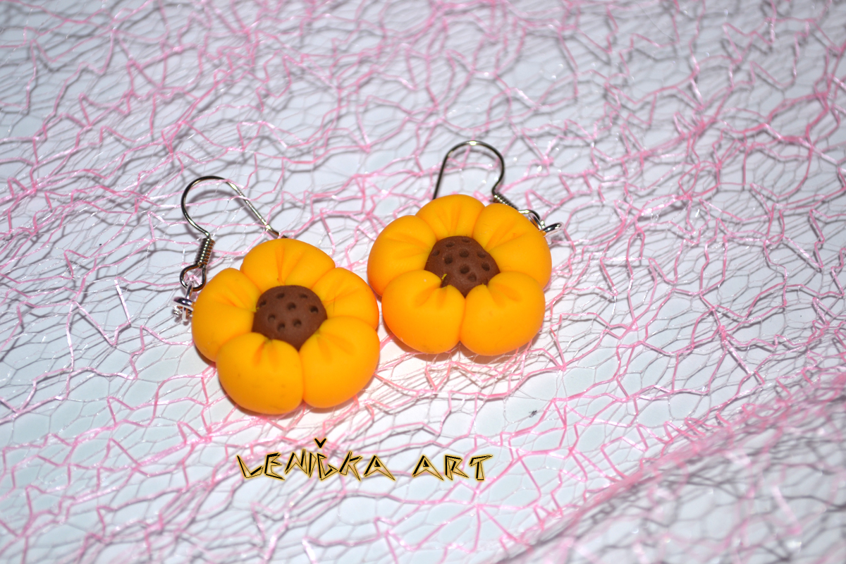 Žluté kytičkové náušničky 