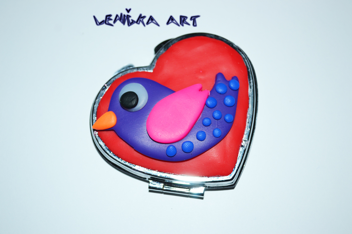 Zrcátko s ptáčkem