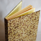 Hnědo-zlatý zápisník