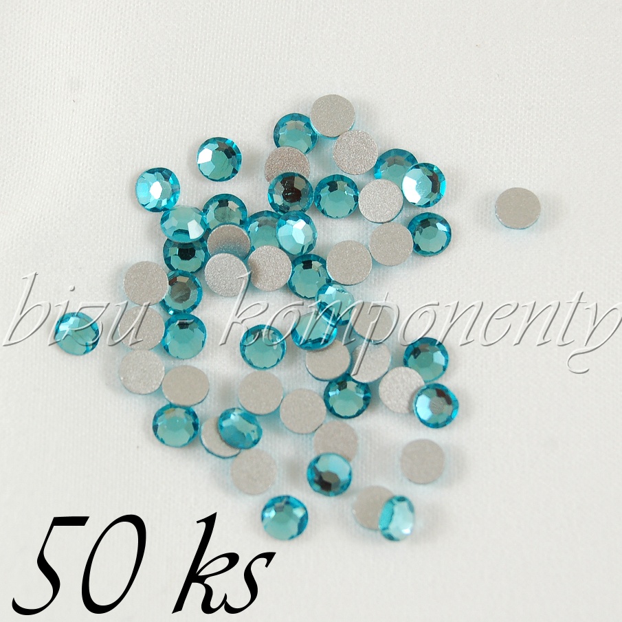 Světle modré šatony 4mm 50ks (35 3015)