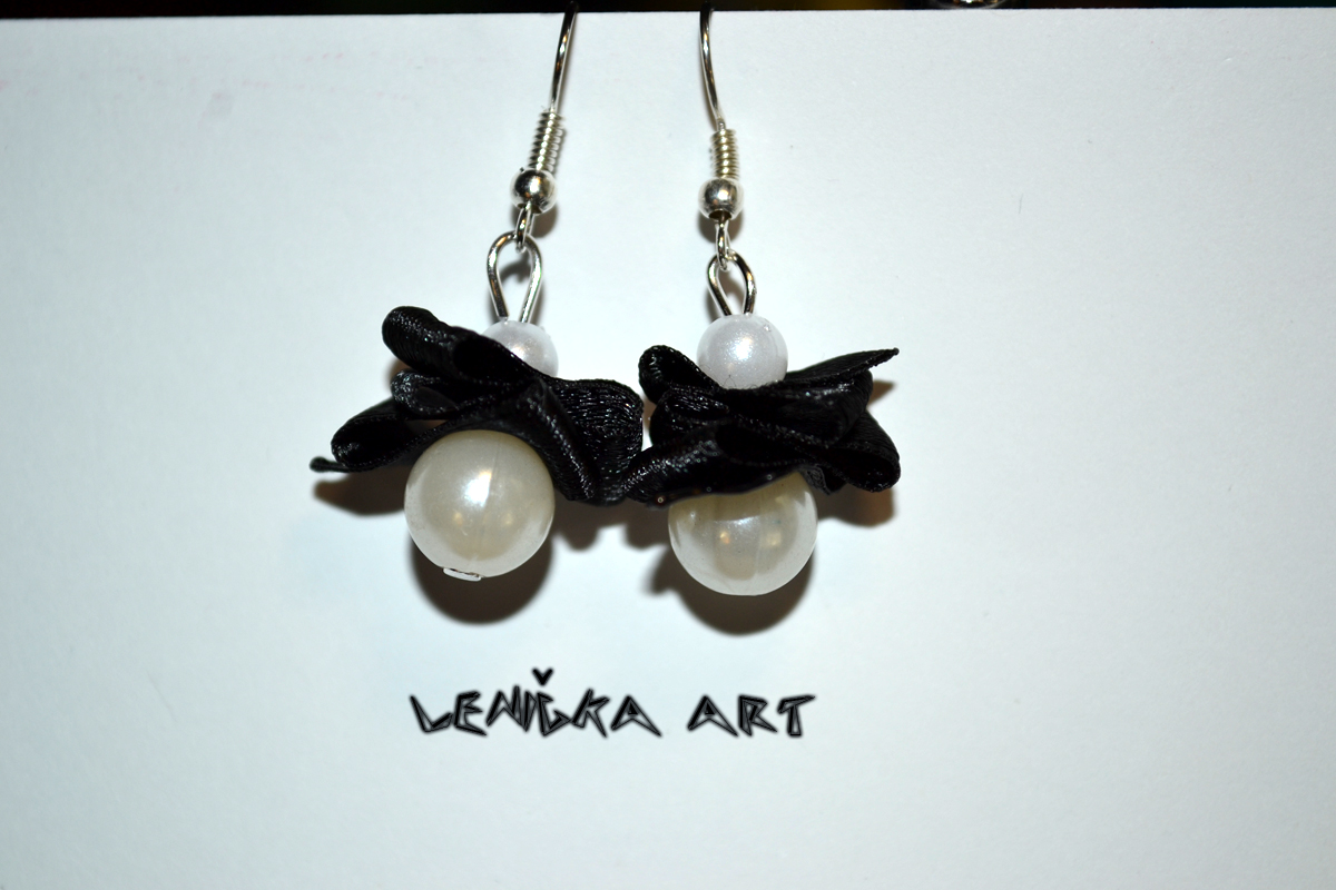 Bílo-černá elegance