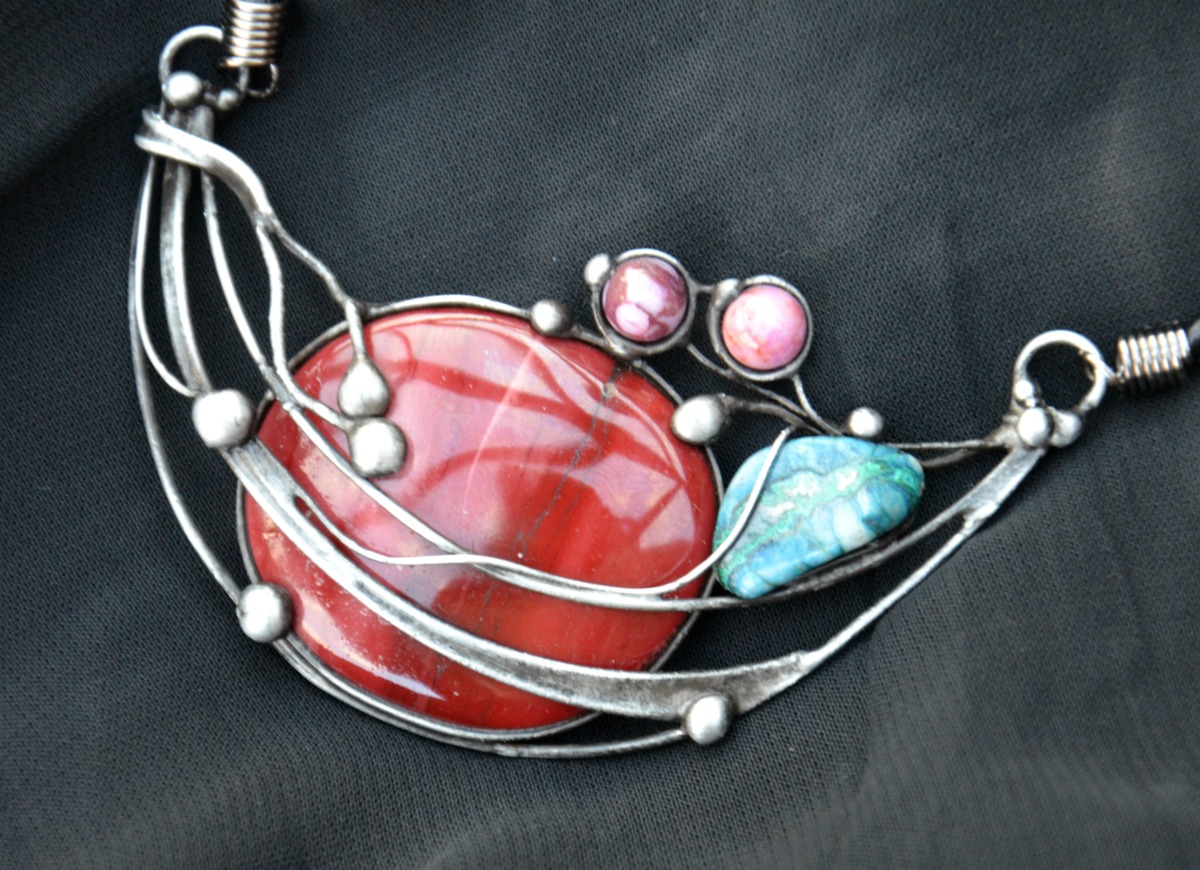 Rudé víno - jaspis mookait,chryzokol, opál