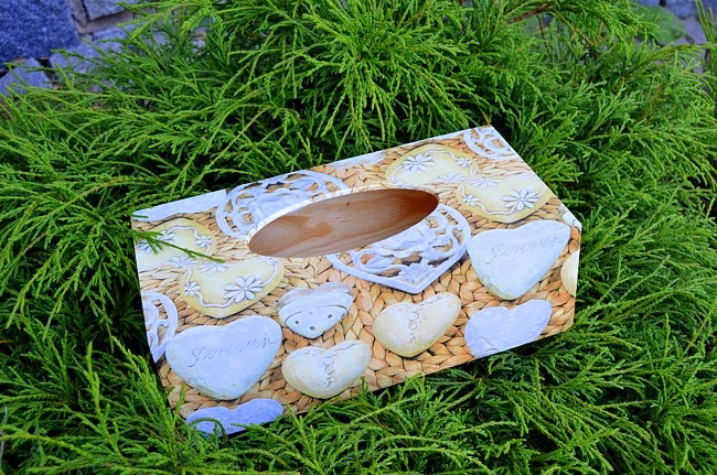 krabička na kapesníky srdíčka