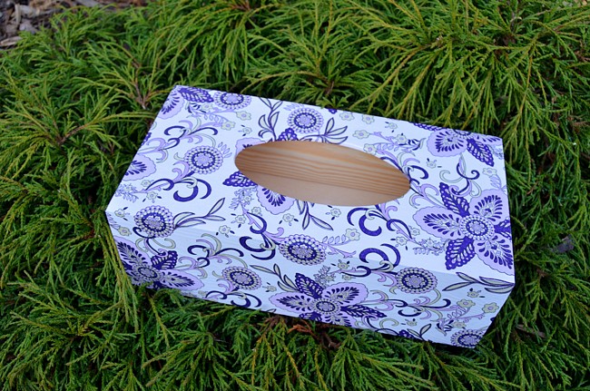 krabička na kapesníky fialové ornamenty