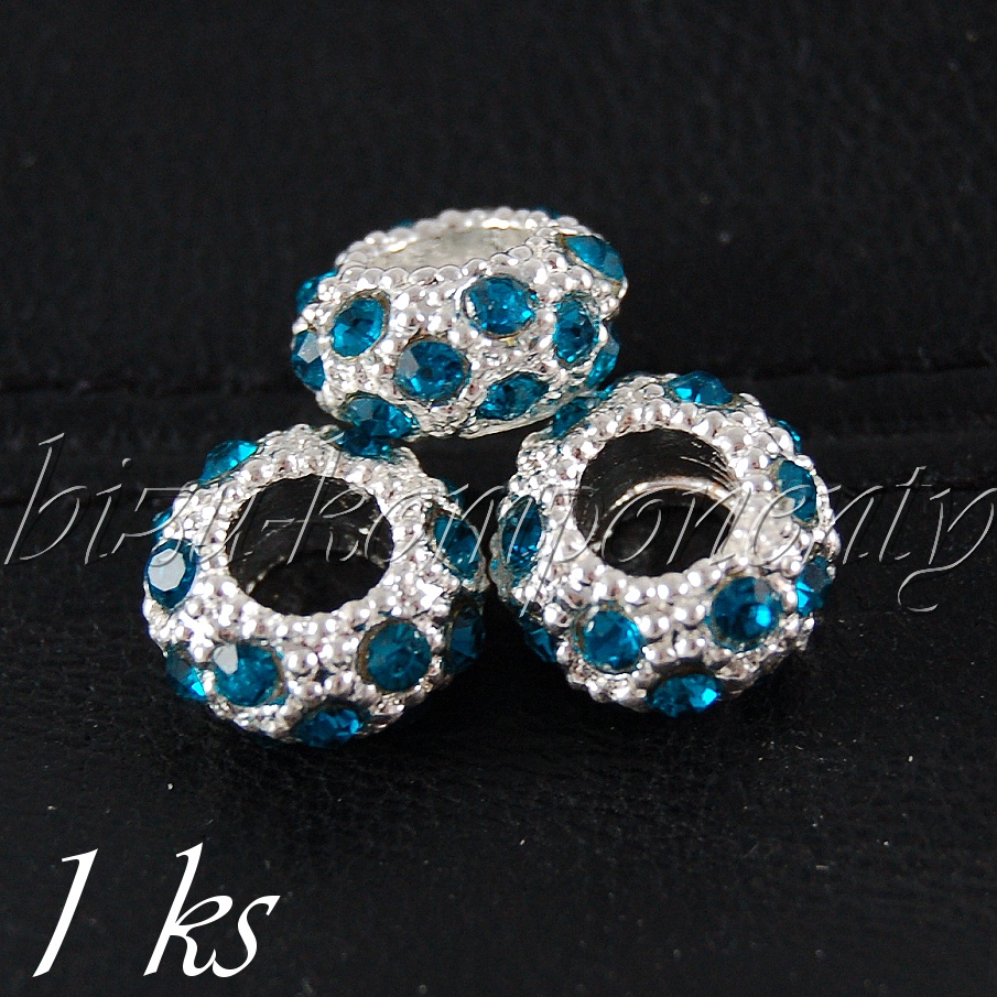 Kovový korálek s modrými šatony (28 0098)