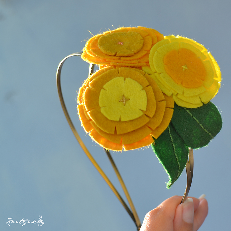 Květinová čelenka