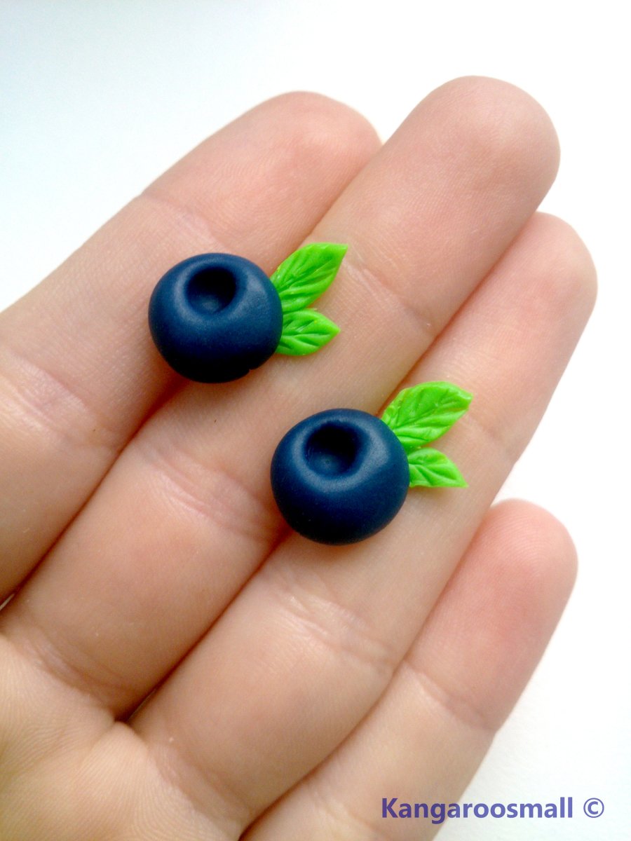 Borůvky - náušnice pecky z polymerové hmoty