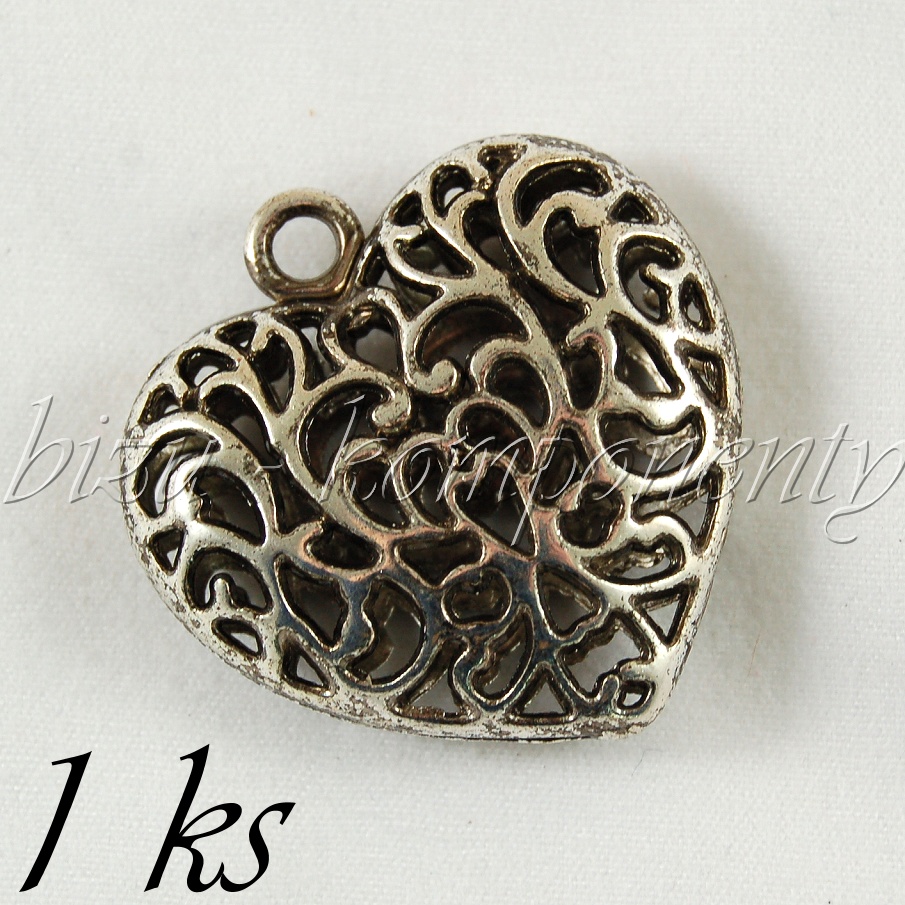 Menší 3D srdce, starostříbrná barva (02 0830)