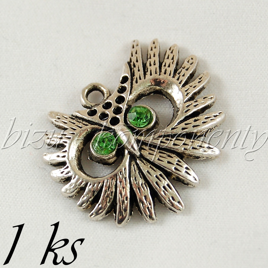 Rozčepýřená sova se zelenýma očima, stříbrná barva (02 0832)